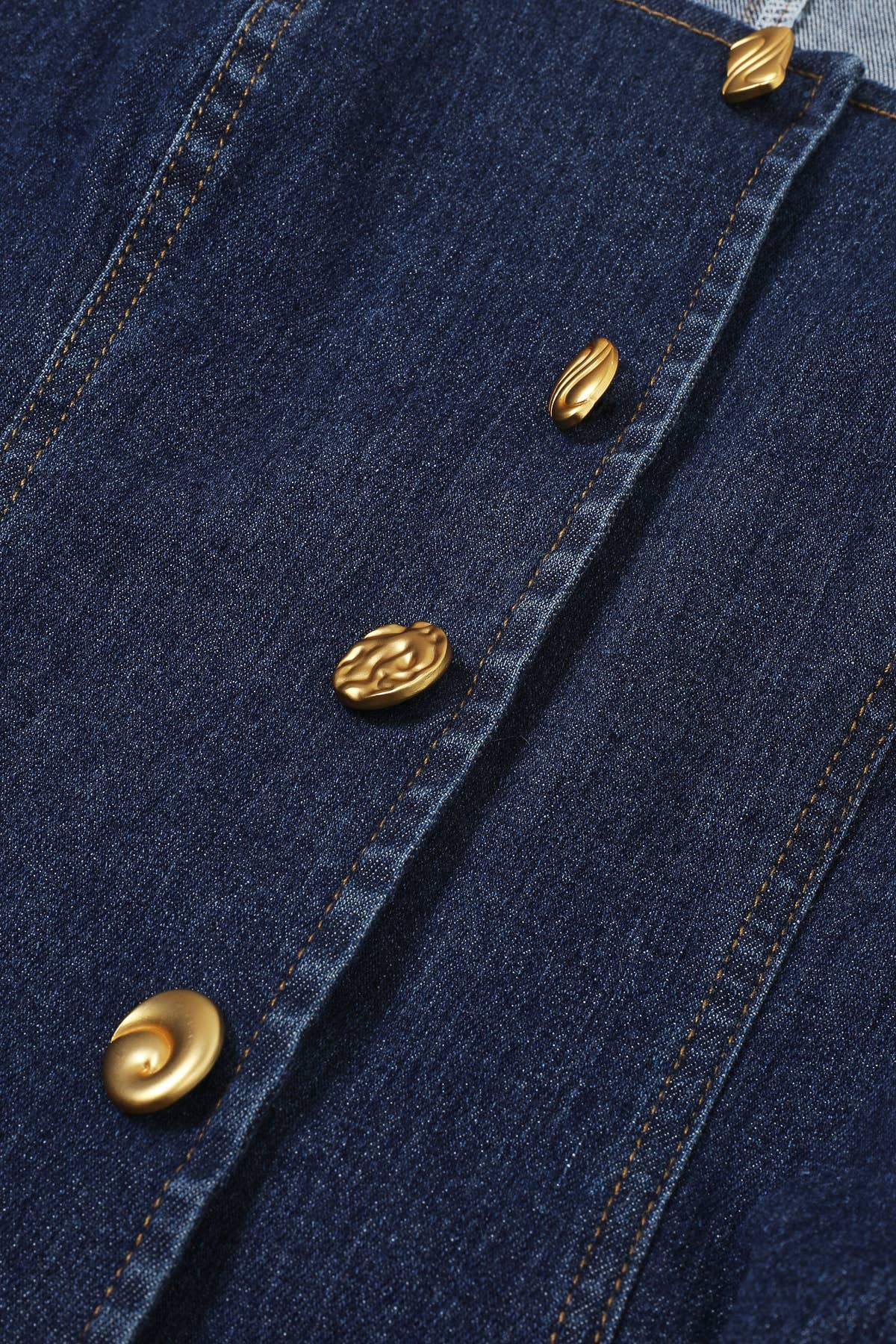 Sleeveless Buttoned Denim Top