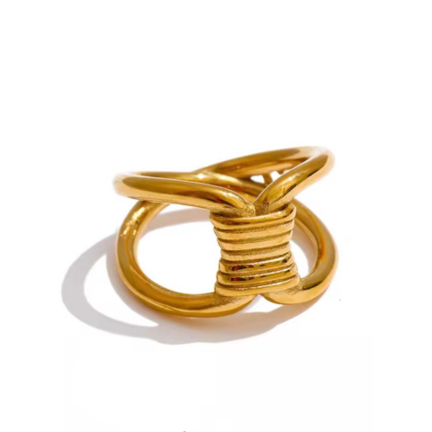 Unity Knot Ring